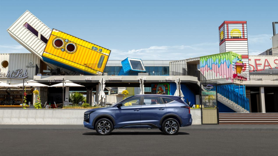 9.98-14.98萬元  大七座電混SUV  江淮X8 E家正式上市2326.png